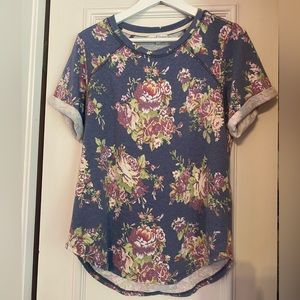 T-shirt like floral top